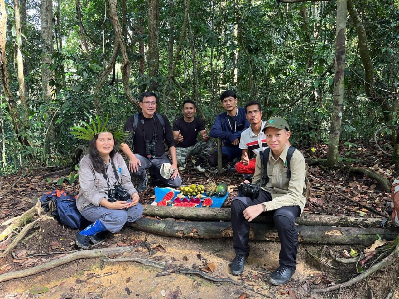 Pongo Guest House & Jungle Trekking Bukit Lawang Dış mekan fotoğraf