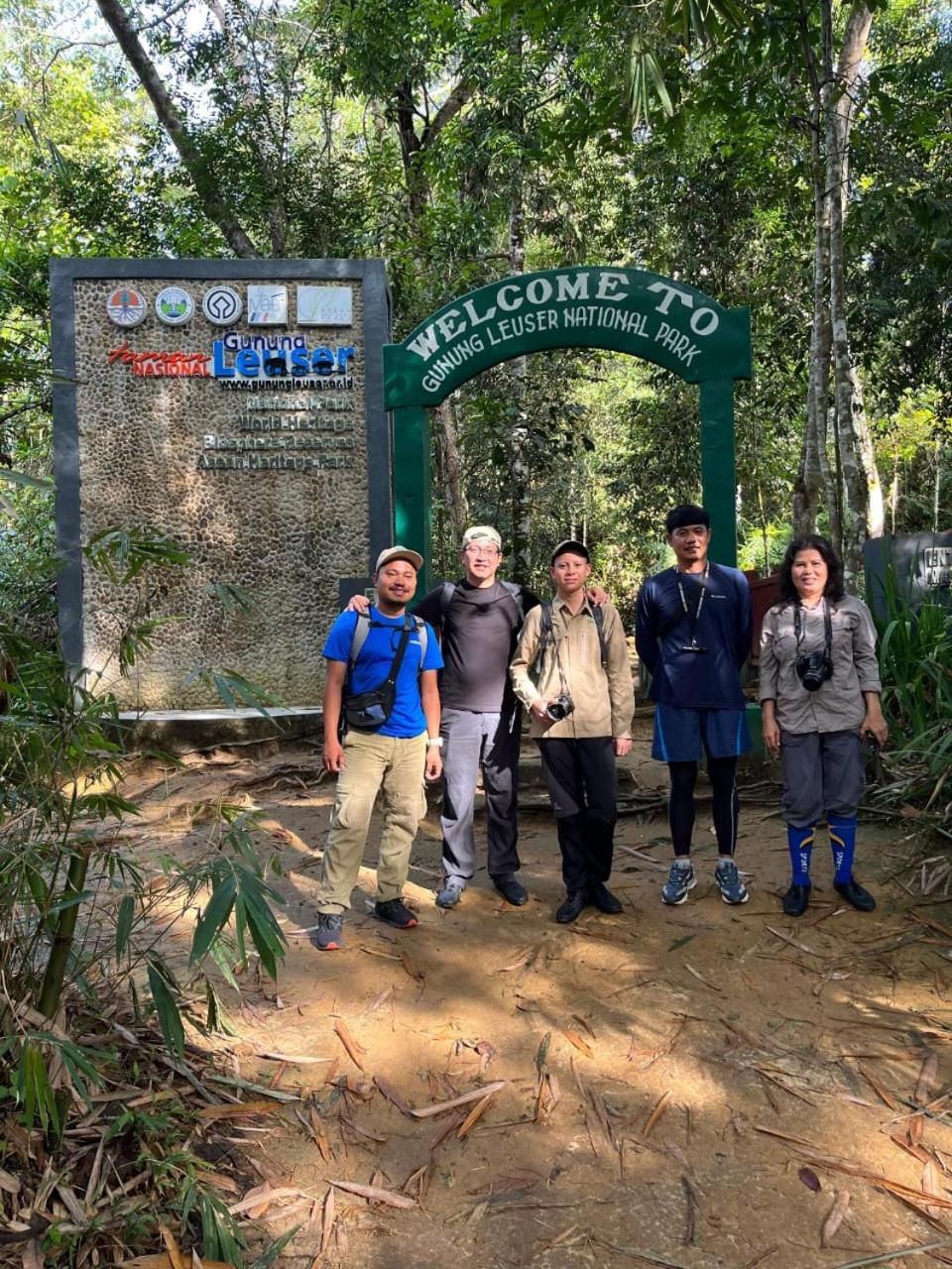 Pongo Guest House & Jungle Trekking Bukit Lawang Dış mekan fotoğraf